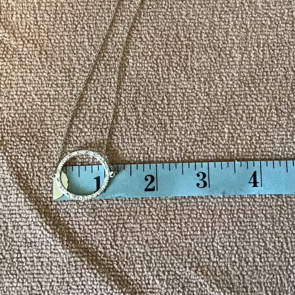 NWT Daisy Fuentes Beaded Open Circle Necklace - Picture 8 of 8